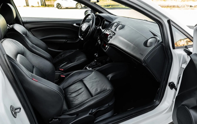 Seat Ibiza cena 33900 przebieg: 154000, rok produkcji 2012 z Radom małe 667